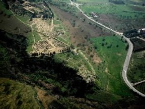CittÃ . Veduta aerea delle Valle dei Templi ad Agrigento.De Agostini Picture Library/ Pobbli Aer Foto
